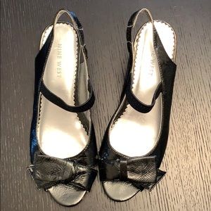 Girls patent wedge dress shoe Sz 4.5